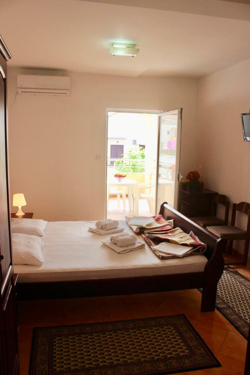 Nir Apartments بودفا المظهر الخارجي الصورة